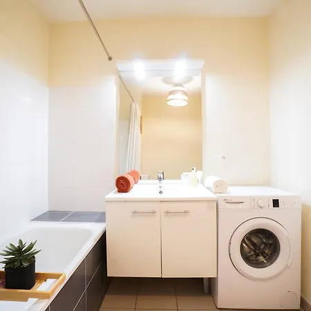 Modern Studio, Tram 5 Min From Partdieu, Wi-fi Вийёрбан