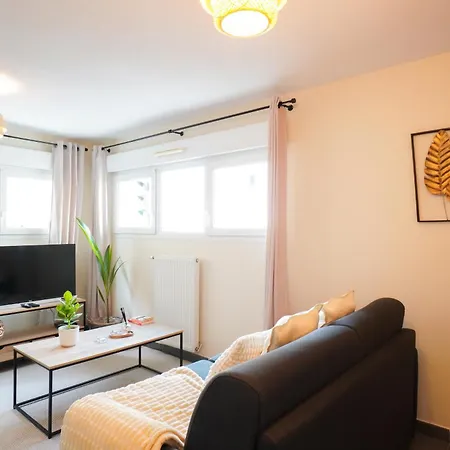 Апартаменты Modern Studio, Tram 5 Min From Partdieu, Wi-fi *
